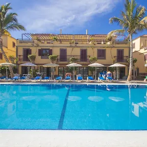 Oasis Club Hotel